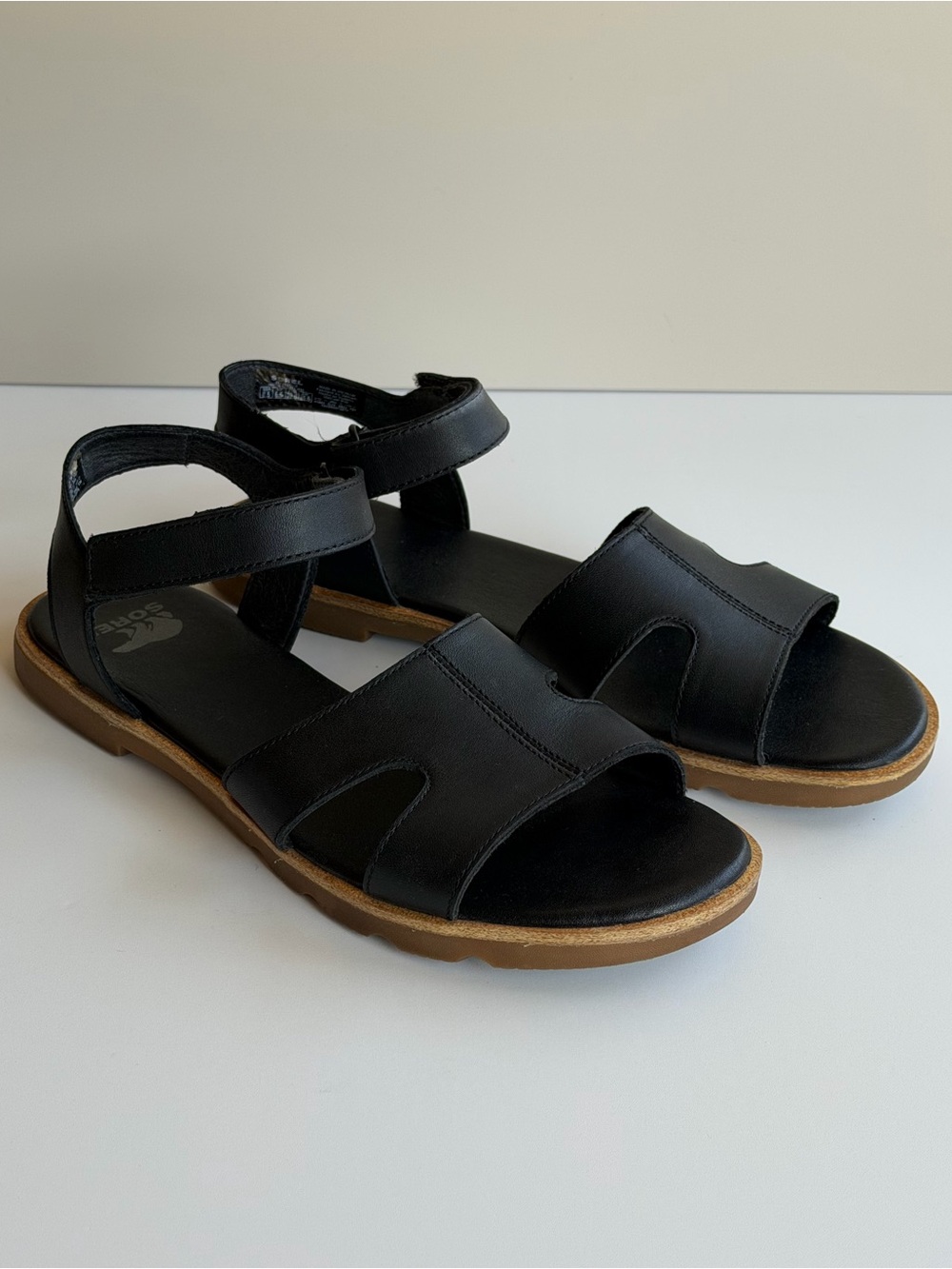 Sorel Women's Ella lll Black Ankle Strap Sandal Size 8.5